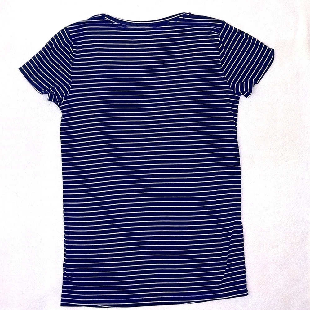 Mudd Everyday Tee Relaxed Striped White and Blue size Small - Picture 3 of 4